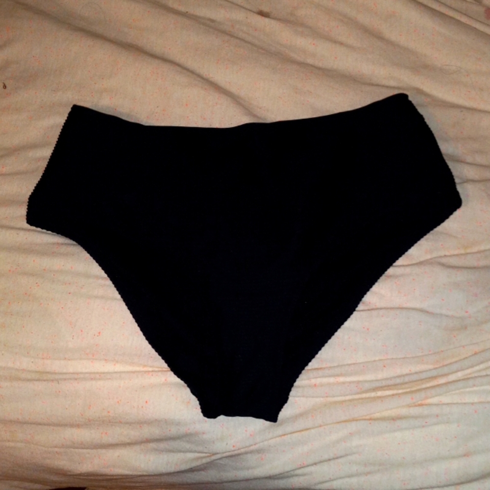 High waist black bikini bottoms
